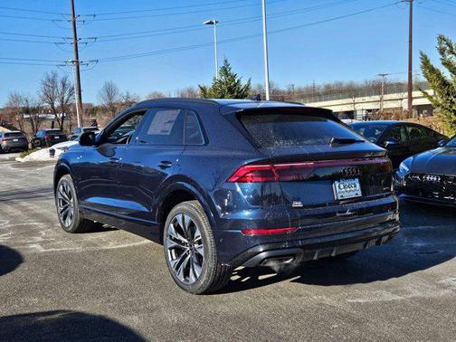 2025 Audi Q8 55 Premium Plus