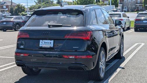 2025 Audi Q5 45 S line Premium