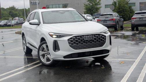 2025 Audi Q5 Premium Plus