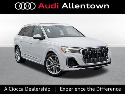 2025 Audi Q7 55 Premium Plus