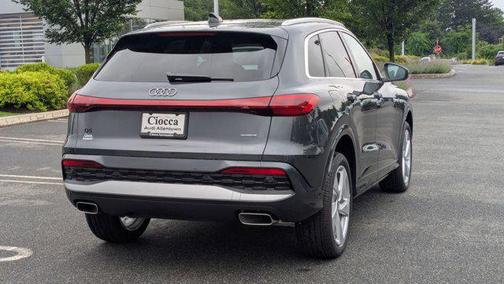 2025 Audi Q5 Premium Plus