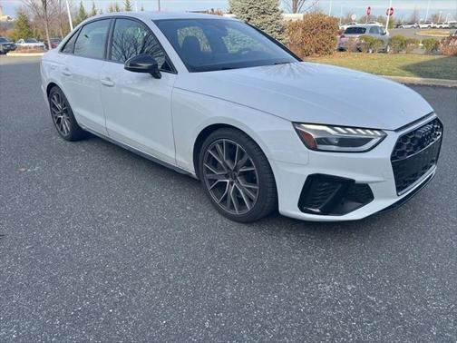 2023 Audi S4 Premium Plus TFSI quattro Tiptronic