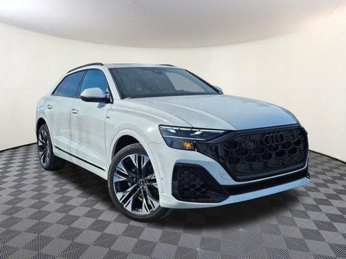2025 Audi Q8 55 Premium Plus