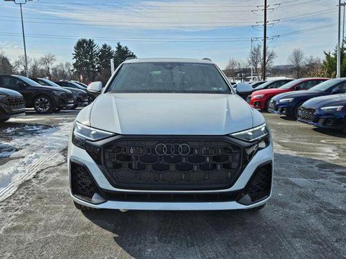2025 Audi Q8 55 Premium Plus