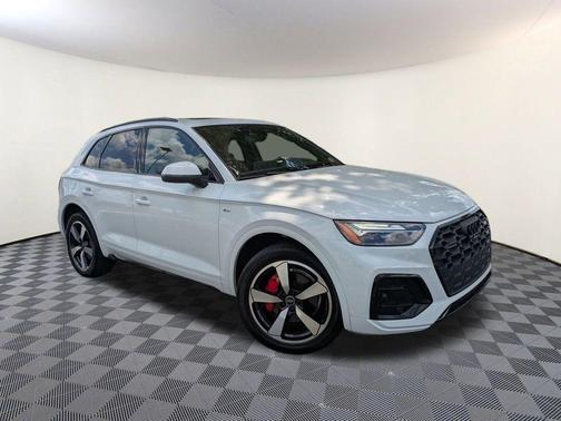 2024 Audi Q5 Premium Plus 45 TFSI S line quattro