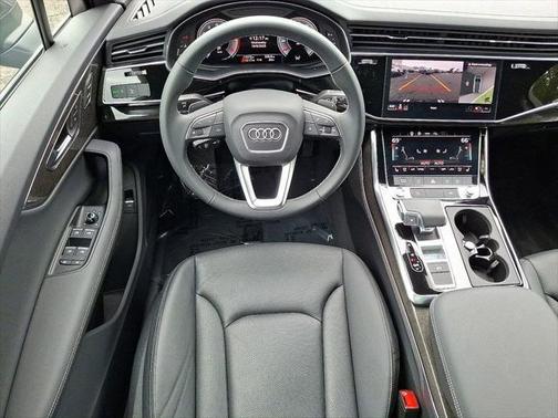 2025 Audi Q7 Premium Plus 55 TFSI quattro Tiptronic