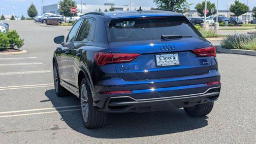 2025 Audi Q3 Premium 45 TFSI S line quattro Tiptronic
