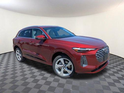 2025 Audi Q5 Premium Plus