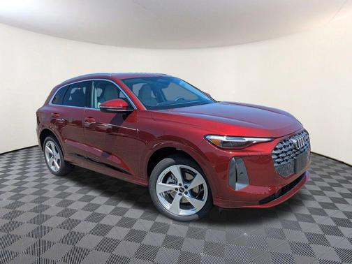 2025 Audi Q5 Premium Plus
