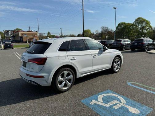 2021 Audi Q5 45 Premium Plus