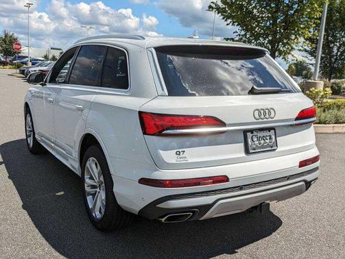 2025 Audi Q7 55 Premium Plus
