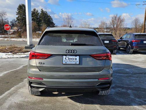 2025 Audi Q3 Premium 45 TFSI S line quattro Tiptronic