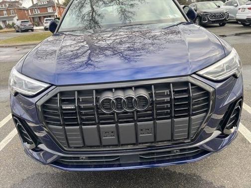 2025 Audi Q3 Premium 45 TFSI S line quattro Tiptronic