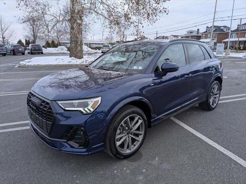 2025 Audi Q3 Premium 45 TFSI S line quattro Tiptronic