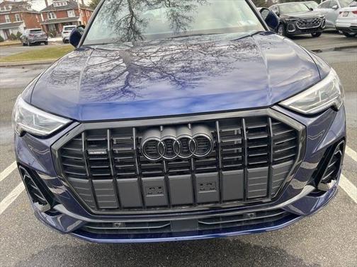 2025 Audi Q3 Premium 45 TFSI S line quattro Tiptronic