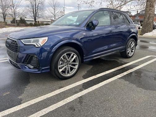 2025 Audi Q3 Premium 45 TFSI S line quattro Tiptronic
