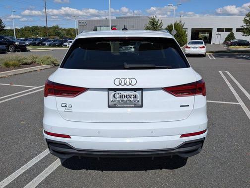 2023 Audi Q3 Premium 45 TFSI S line quattro Tiptronic