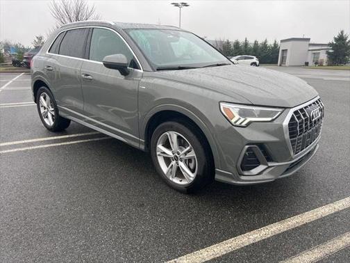 2023 Audi Q3 Premium Plus 45 TFSI S line quattro Tiptronic