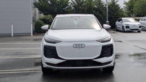 2025 Audi Q6 e-tron Premium Plus quattro