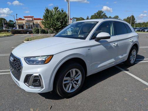 2023 Audi Q5 45 S line Premium