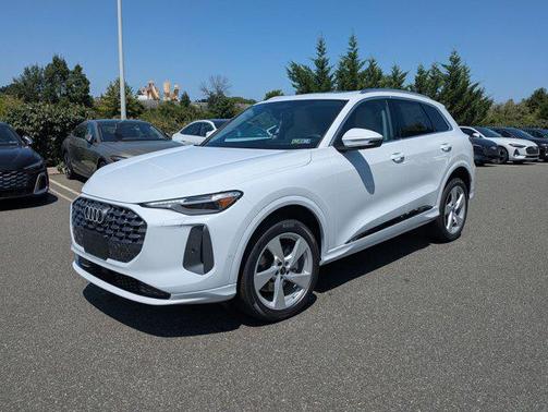 2025 Audi Q5 Premium Plus