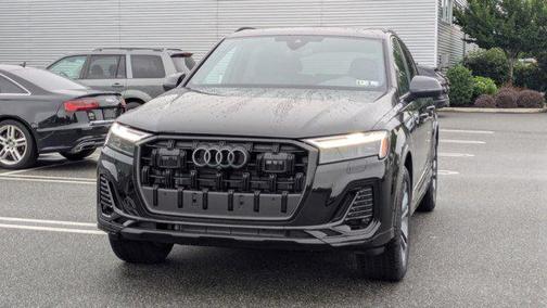 2025 Audi Q7 45 Premium Plus