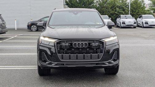 2025 Audi Q7 45 Premium Plus