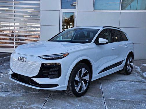 2025 Audi Q6 e-tron Premium Plus quattro