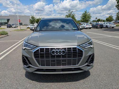 2024 Audi Q3 Premium 45 TFSI S line quattro Tiptronic