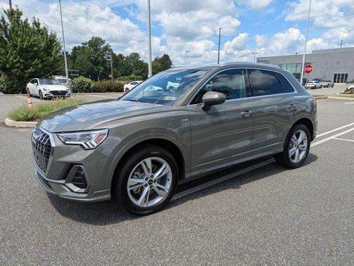 2024 Audi Q3 Premium 45 TFSI S line quattro Tiptronic