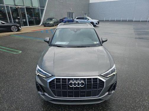 2024 Audi Q3 Premium 45 TFSI S line quattro Tiptronic