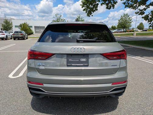 2024 Audi Q3 Premium 45 TFSI S line quattro Tiptronic