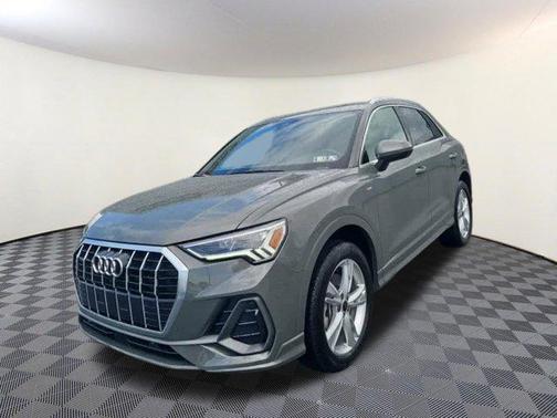 2024 Audi Q3 Premium 45 TFSI S line quattro Tiptronic