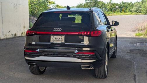 2025 Audi Q5 Premium Plus