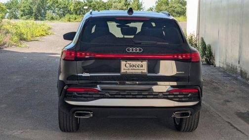 2025 Audi Q5 Premium Plus