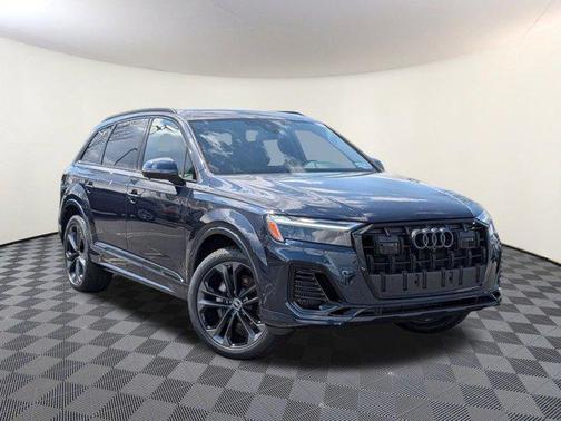 2025 Audi Q7 55 Premium Plus