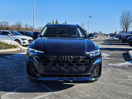 2025 Audi Q8 55 Premium Plus