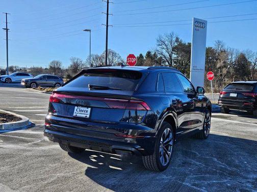 2025 Audi Q8 55 Premium Plus