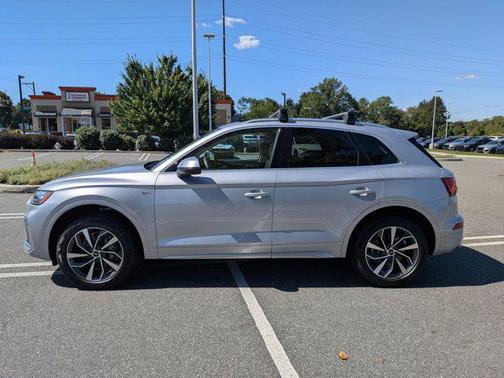 2023 Audi Q5 45 S line Premium Plus