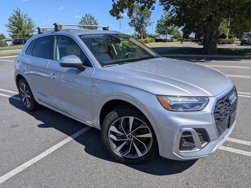 2023 Audi Q5 45 S line Premium Plus
