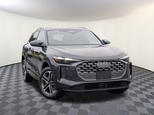 2025 Audi Q5 Premium