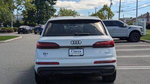 2022 Audi Q7 55 Prestige