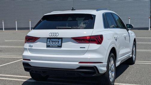2025 Audi Q3 Premium 45 TFSI S line quattro Tiptronic