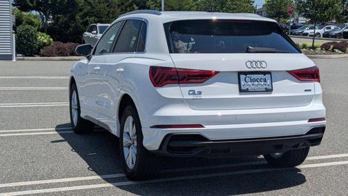2025 Audi Q3 Premium 45 TFSI S line quattro Tiptronic