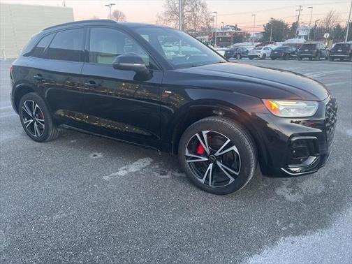 2025 Audi Q5 Premium Plus 45 TFSI S line quattro S tronic