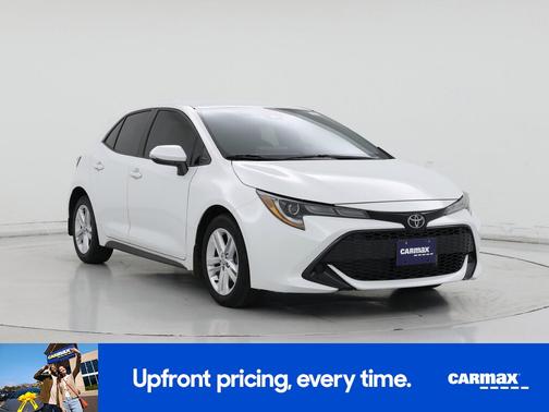 White 2021 Toyota Corolla Hatchback SE