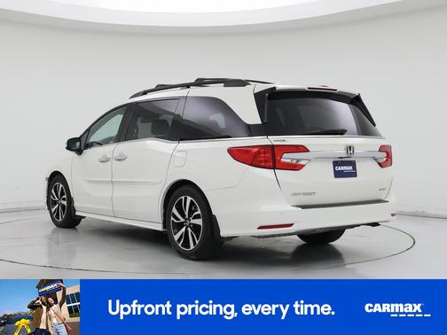 White 2019 Honda Odyssey Elite
