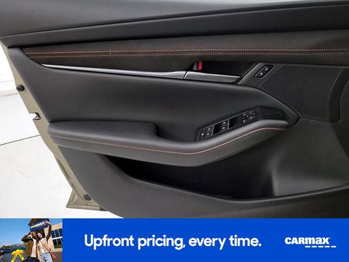 2024 Mazda Mazda3 Carbon Edition