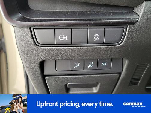 2024 Mazda Mazda3 Carbon Edition