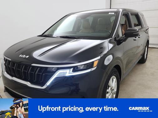 Black 2022 Kia Carnival LXS